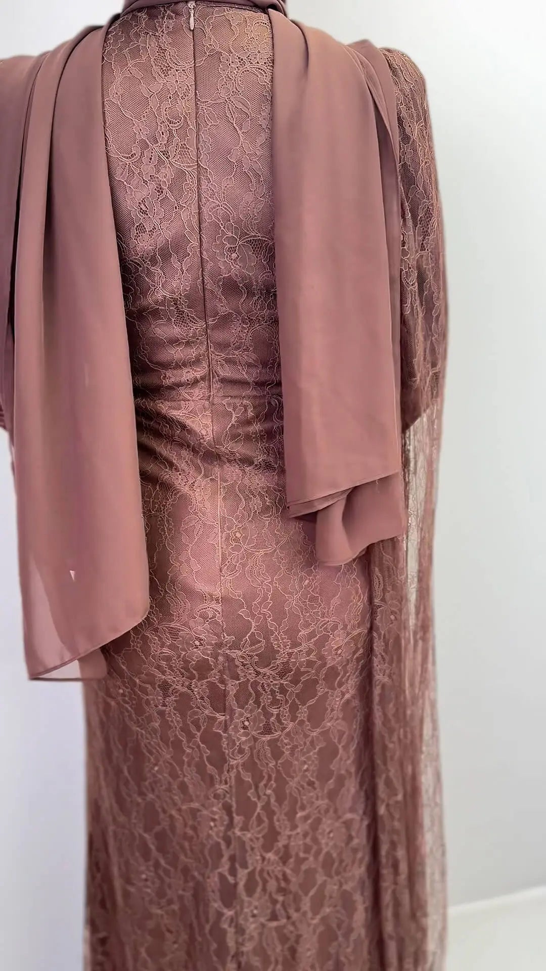 Vestito da sera Mireya Marrone