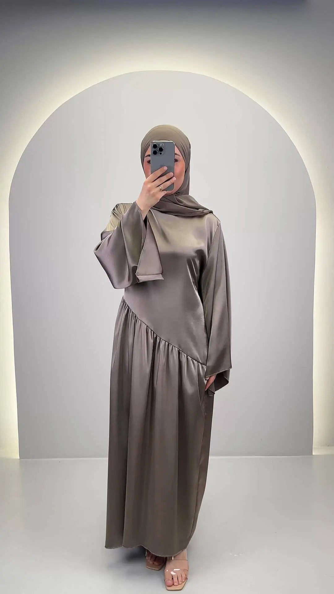 Meslia Abito da sera Taupe