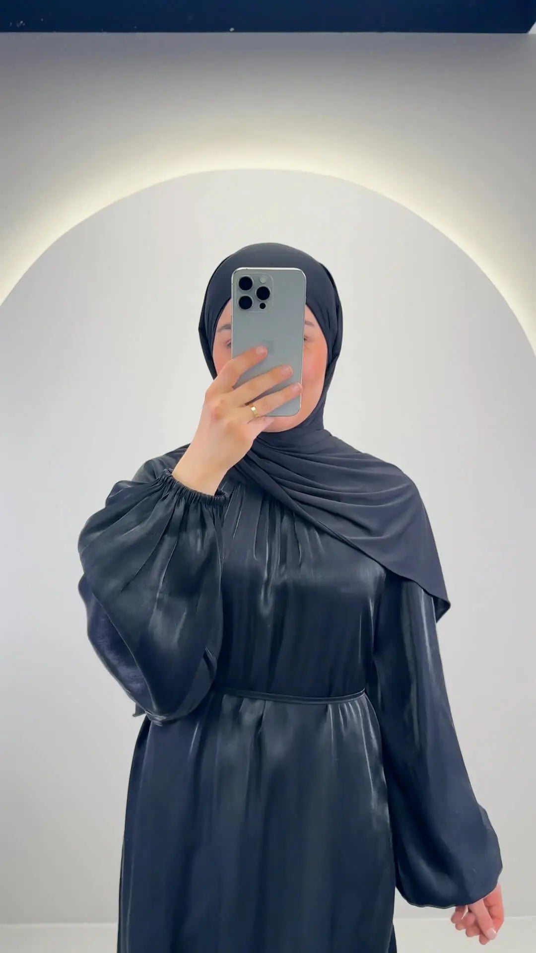 <tc>S</tc>io<tc>m</tc>la Abaya <tc>S</tc>nero