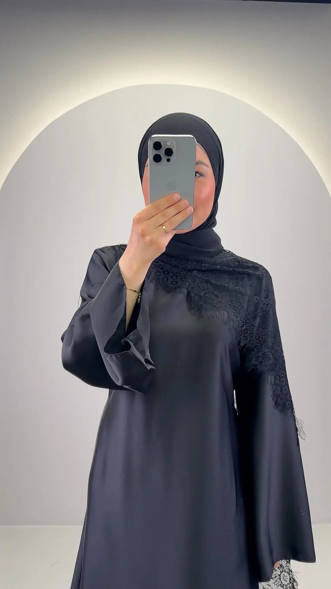 Yasmin Abito da sera