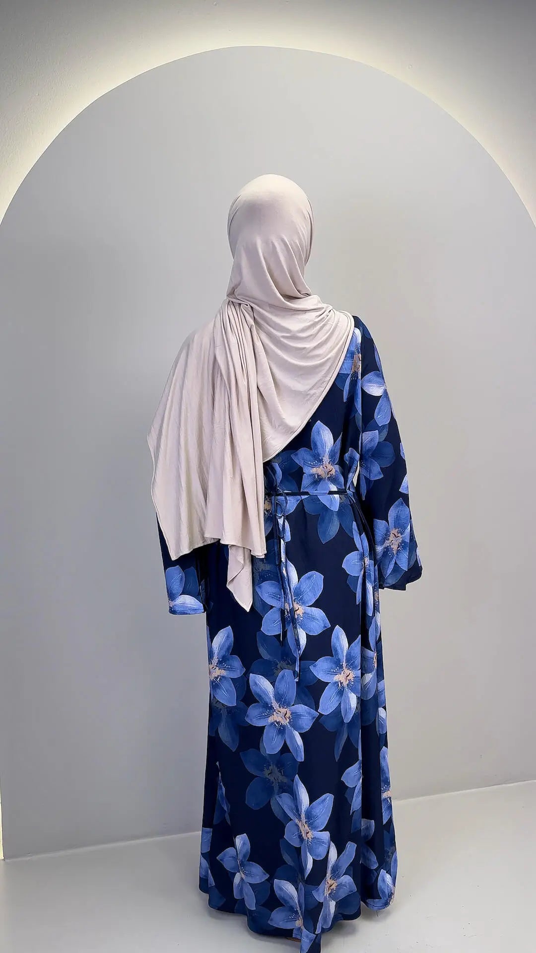 Abaya Fino