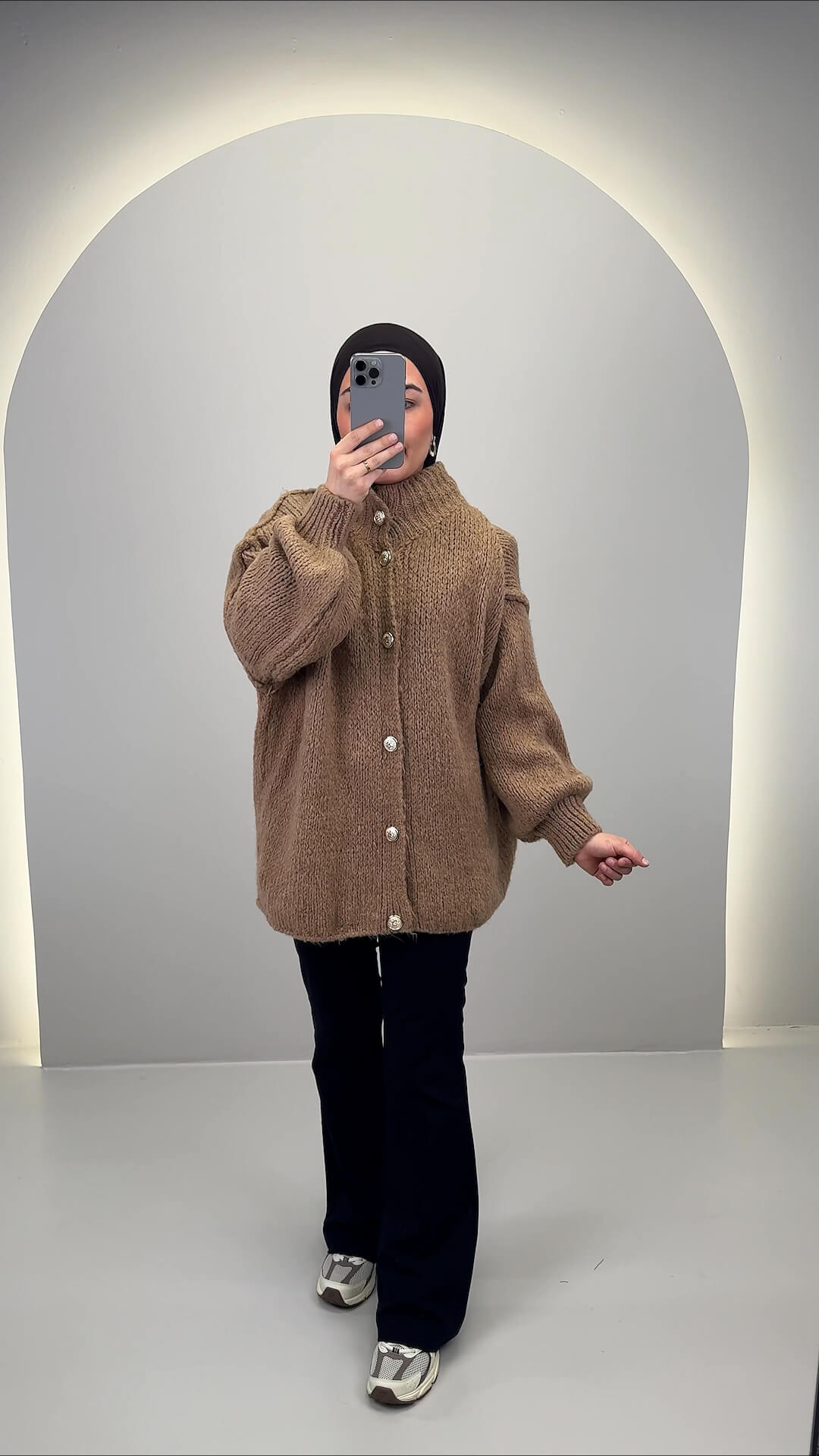 Efla Strickjacke Braun 02